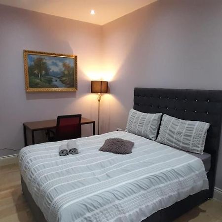 Comfy Fenia Stay London Eksteriør bilde