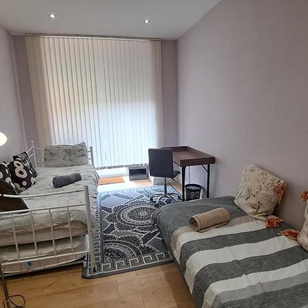 Comfy Fenia Stay London Eksteriør bilde