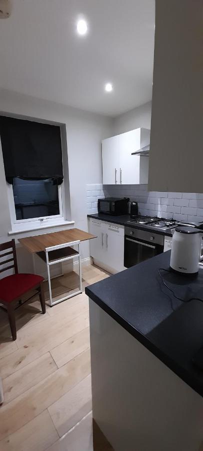 Comfy Fenia Stay London Eksteriør bilde