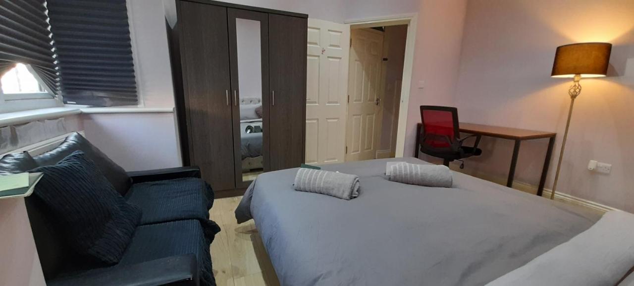 Comfy Fenia Stay London Eksteriør bilde