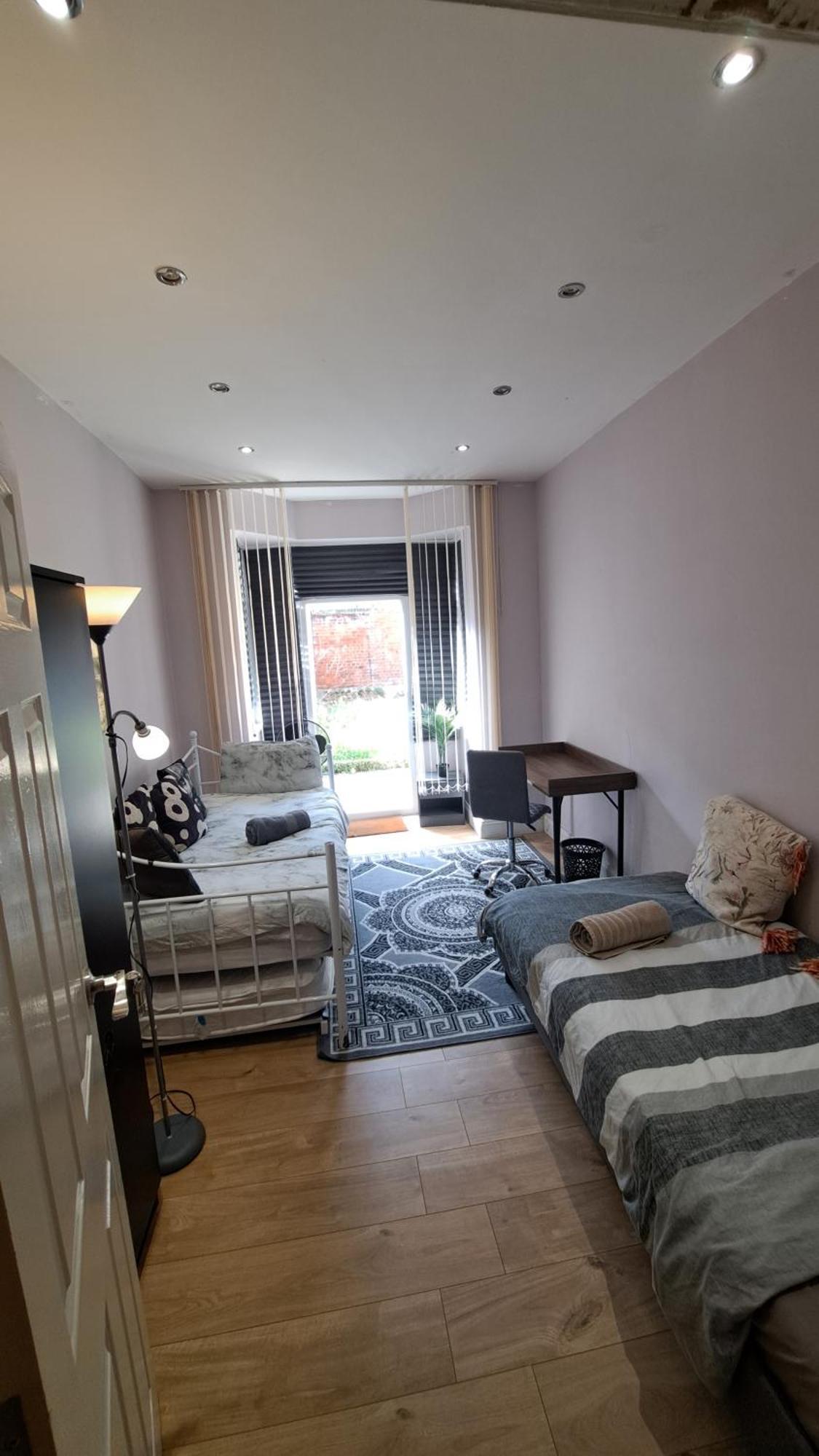 Comfy Fenia Stay London Eksteriør bilde