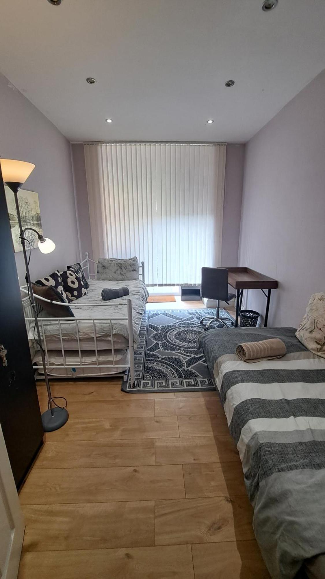 Comfy Fenia Stay London Eksteriør bilde
